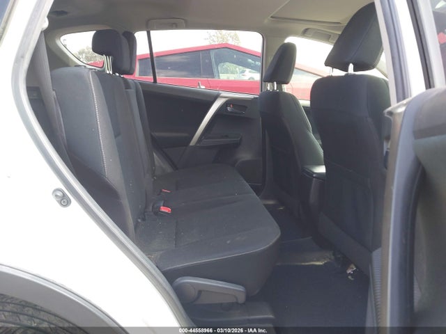 Toyota Rav4 Xle 2015 JTMWFREV5FJ049859 Image 8