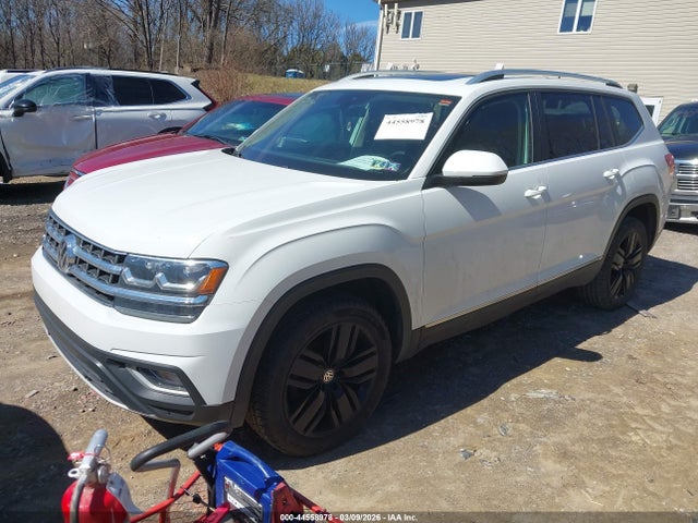 2018 VOLKSWAGEN ATLAS 1V2MR2CA2JC572242 Photo 1