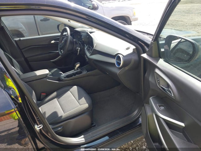 2025 CHEVROLET TRAX KL77LFEP7SC328450 Photo 4