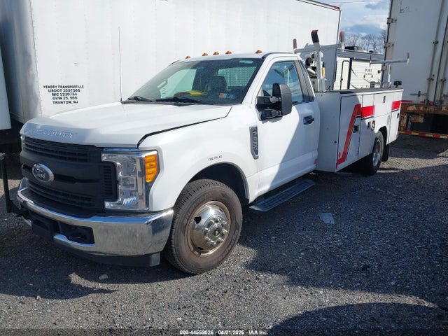 Продаж на аукціоні авто 2017 Ford F-350 Chassis Xl, vin: 1FDRF3G68HED21487, номер лоту: 44559026