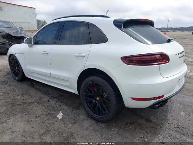 2018 PORSCHE MACAN WP1AG2A59JLB64268 Photo 2