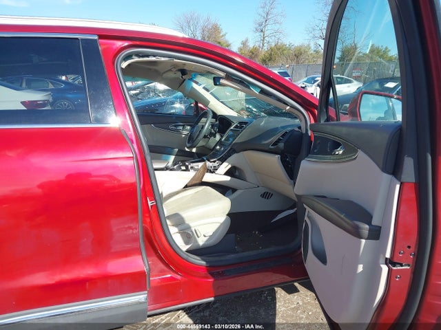 2019 LINCOLN NAUTILUS 2LMPJ6L90KBL15021 Photo 4