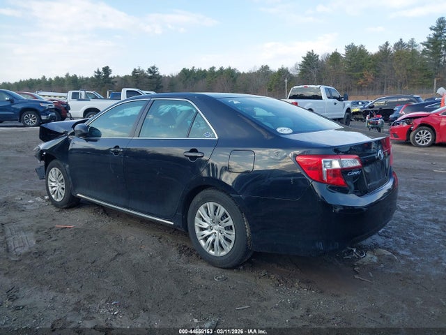Toyota CAMRY LE 2014 4T1BF1FKXEU415084 Image 3