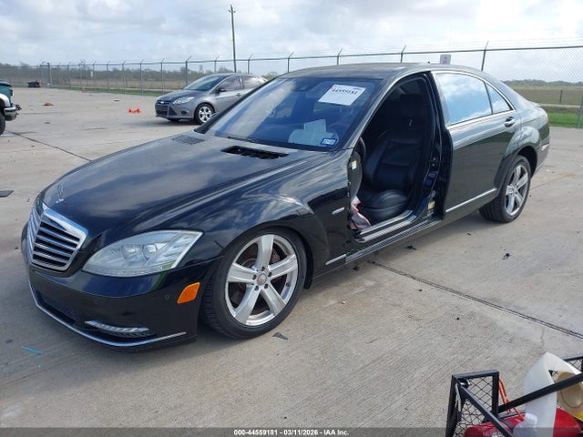 2012 MERCEDES-BENZ S 550 WDDNG7DBXCA464200 Photo 1