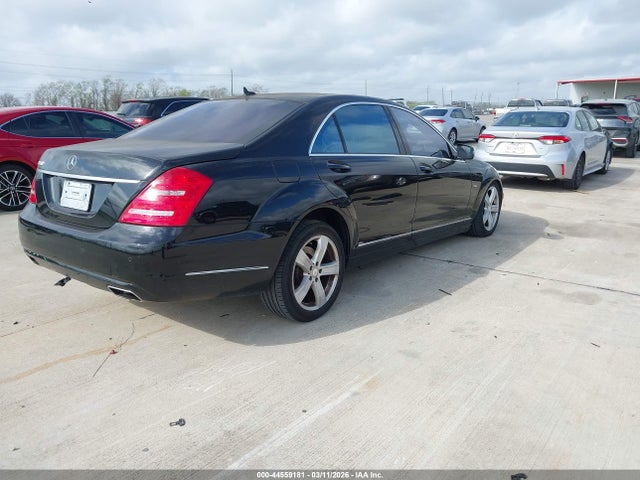2012 MERCEDES-BENZ S 550 WDDNG7DBXCA464200 Photo 3