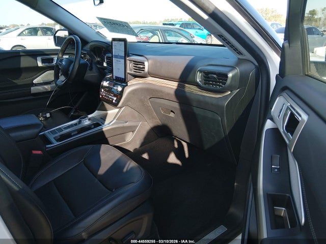 2024 FORD EXPLORER 1FMSK7FH0RGA90176 Photo 4