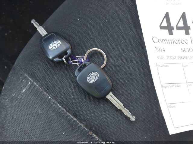 Scion XD 2014 JTKKUPB45E1047069 Image 11