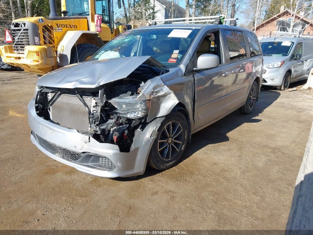 44559305 :رقم المزاد ، 2C4RDGBG6FR660041 vin ، 2015 Dodge Grand Caravan Se Plus مزاد بيع