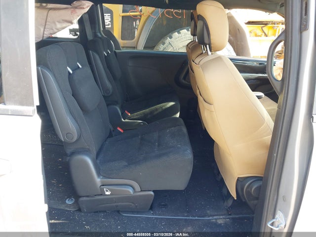 44559305 :رقم المزاد ، 2C4RDGBG6FR660041 vin ، 2015 Dodge Grand Caravan Se Plus مزاد بيع