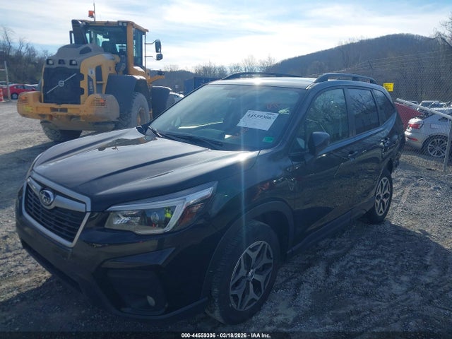 2021 SUBARU FORESTER JF2SKAJC5MH444145 Photo 1