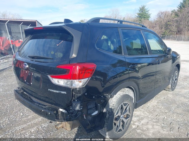 2021 SUBARU FORESTER JF2SKAJC5MH444145 Photo 3
