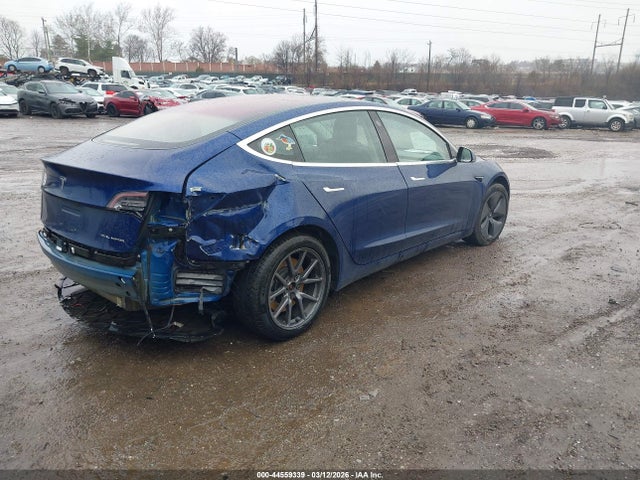 2018 TESLA MODEL 3 5YJ3E1EB3JF130646 Photo 3