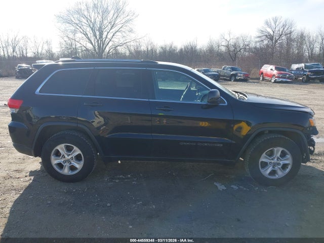 1C4RJFAG6HC715748 Jeep Grand Cherokee Laredo 4x4