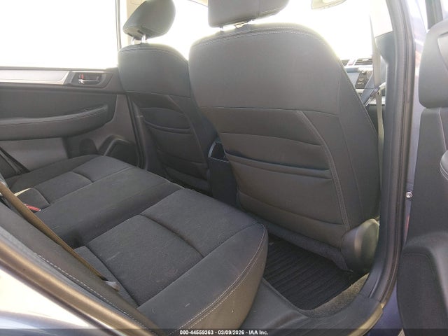 2015 Subaru Legacy 2.5i Premium მანქანა იყიდება აუქციონზე, vin: 4S3BNAE63F3005486, აუქციონის ნომერი: 44559363