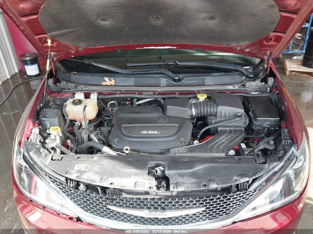 44559383 :رقم المزاد ، 2C4RC1EG0HR659272 vin ، 2017 Chrysler Pacifica Touring-l Plus مزاد بيع