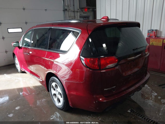 44559383 :رقم المزاد ، 2C4RC1EG0HR659272 vin ، 2017 Chrysler Pacifica Touring-l Plus مزاد بيع