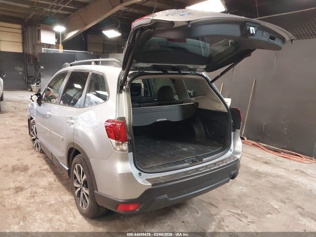 2021 SUBARU FORESTER JF2SKAUCXMH450339 Photo 2