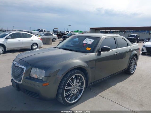 2008 Chrysler 300 Lx მანქანა იყიდება აუქციონზე, vin: 2C3KA43R68H123790, აუქციონის ნომერი: 44559468