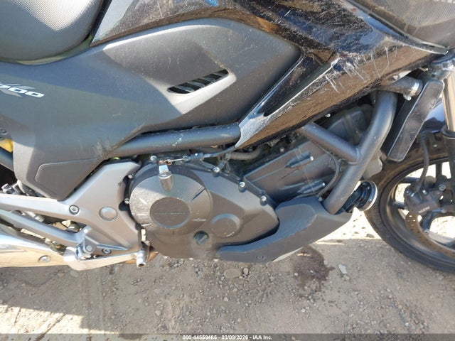 Honda NC700X 2015 JH2RC6302FK100263 Image 8