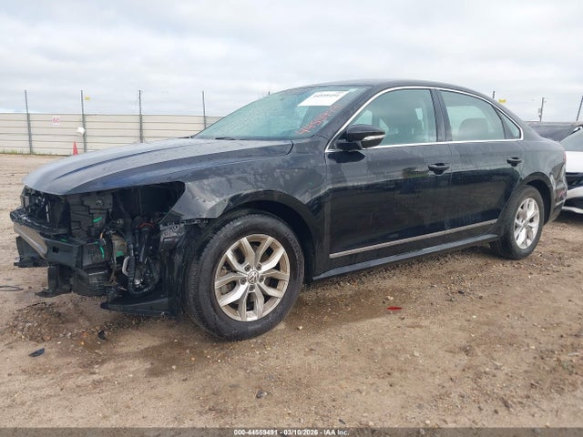 Продаж на аукціоні авто 2017 Volkswagen Passat 1.8t S, vin: 1VWAT7A31HC009603, номер лоту: 44559491