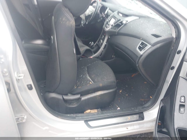 Продаж на аукціоні авто 2016 Hyundai Elantra Value Edition, vin: 5NPDH4AE4GH731555, номер лоту: 44559497