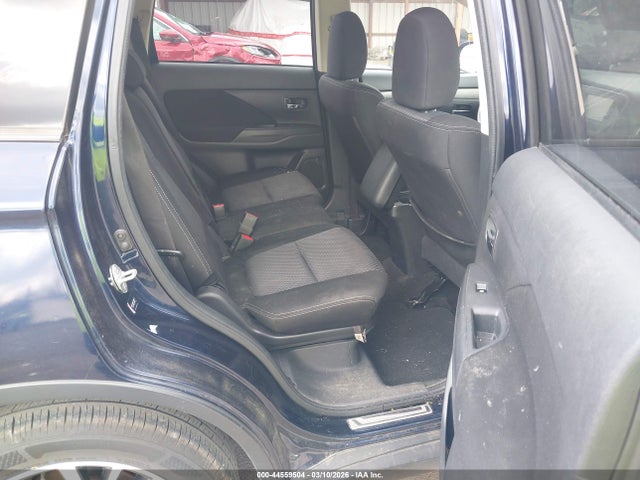 Продаж на аукціоні авто 2018 Mitsubishi Outlander Es, vin: JA4AD2A34JJ000571, номер лоту: 44559504