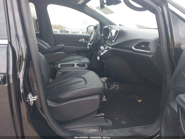Продажа на аукционе авто 2025 Chrysler Pacifica Select, vin: 2C4RC1BG0SR540326, номер лота: 44559507