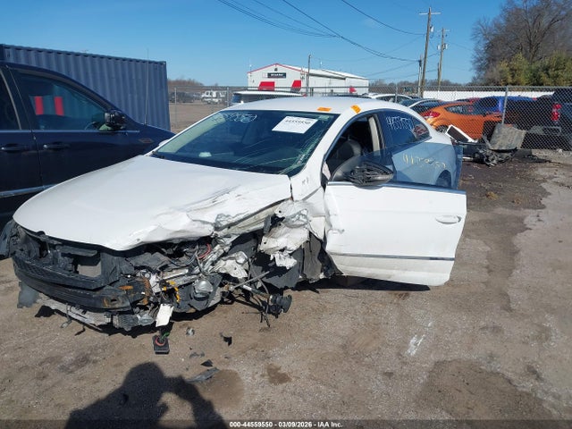 2013 VOLKSWAGEN CC WVWBN7ANXDE517649 Photo 1