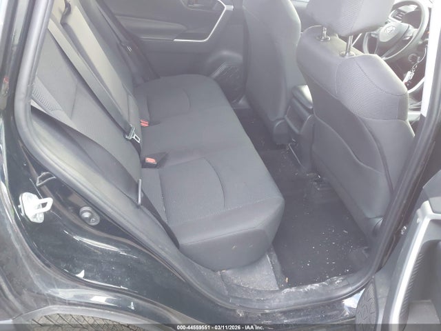 Toyota RAV4 LE 2019 2T3G1RFV4KC049365 Image 8