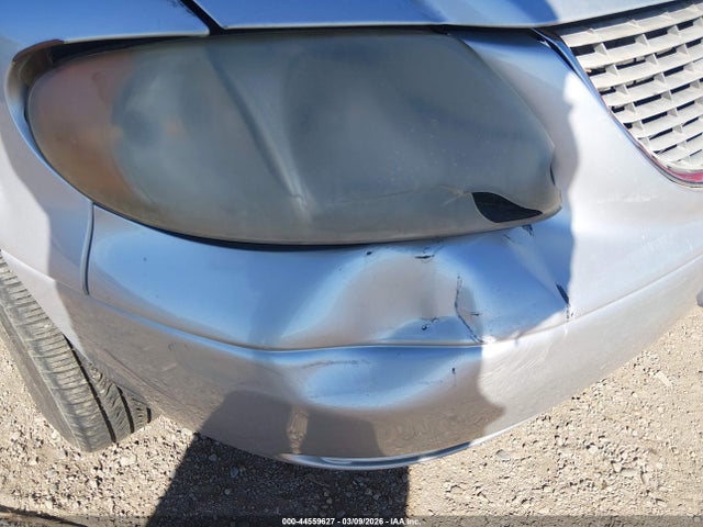 2001 CHRYSLER TOWN & COUNTRY 2C4GP74L31R402920 Photo 5