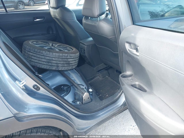 Toyota Corolla Cross Xle 2024 7MUDAABG2RV102186 Image 8