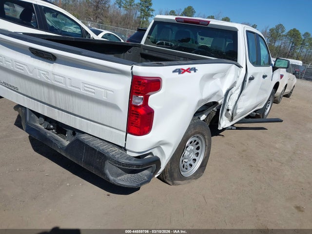 2025 CHEVROLET SILVERADO 1500 1GCRKAEK7SZ292567 Photo 3