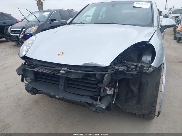 2018 PORSCHE CAYENNE WP1AA2A27JKA05035 Photo 5