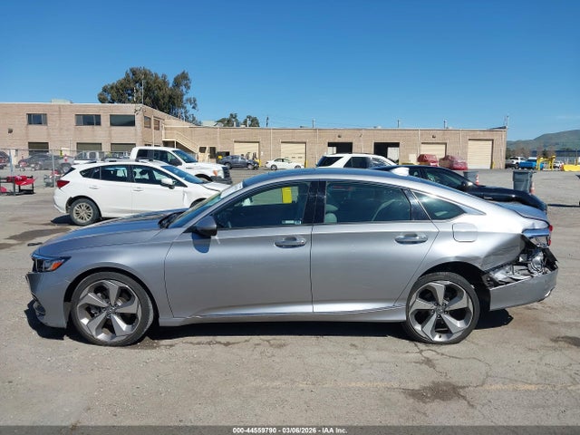 Honda Accord Touring 2018 1HGCV1F96JA086180 Image 14