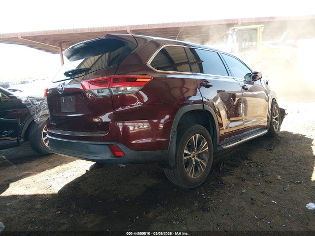 Aukcja sprzedaży 2018 Toyota Highlander Le, vin: 5TDZZRFH4JS266618, numer aukcji: 44559810
