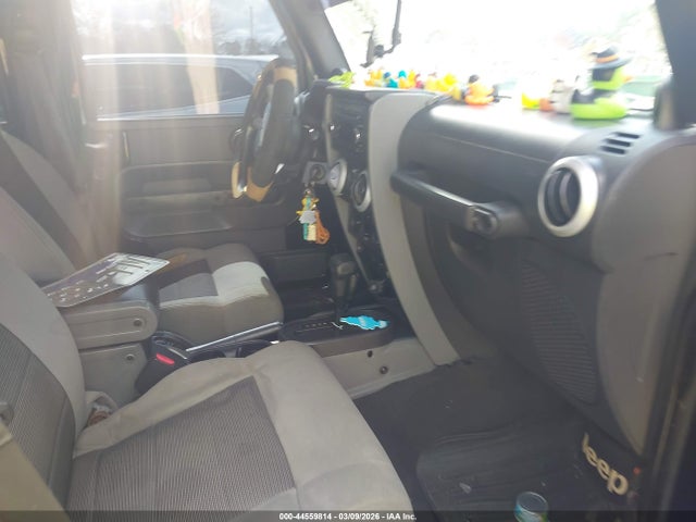 2010 JEEP WRANGLER UNLIMITED 1J4BA5H11AL175514 Photo 4