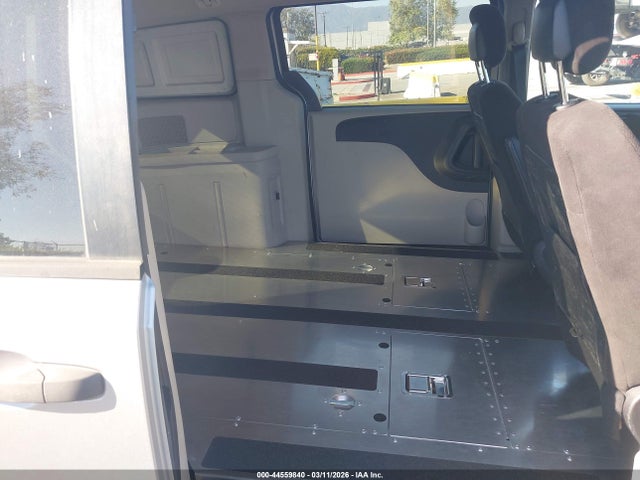 44559840 :رقم المزاد ، 2C4RRGAG3ER342086 vin ، 2014 Ram Cargo Tradesman مزاد بيع