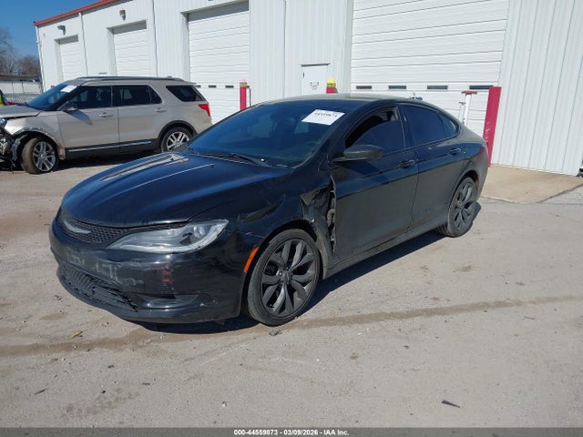 Aukcja sprzedaży 2015 Chrysler 200 S, vin: 1C3CCCBG4FN665337, numer aukcji: 44559873
