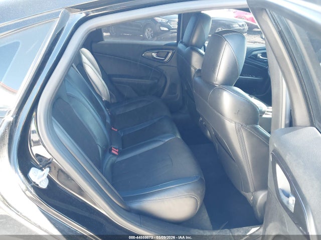 Aukcja sprzedaży 2015 Chrysler 200 S, vin: 1C3CCCBG4FN665337, numer aukcji: 44559873