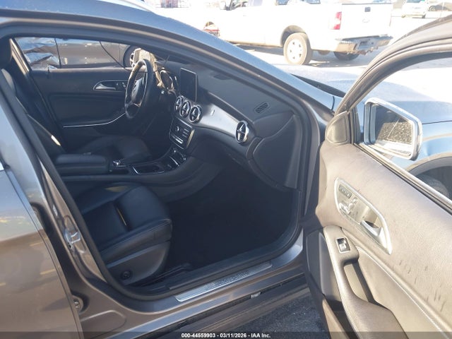 2018 Mercedes-benz Gla 250 მანქანა იყიდება აუქციონზე, vin: WDCTG4EB0JJ384250, აუქციონის ნომერი: 44559903