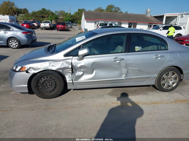 2010 HONDA CIVIC 2HGFA1F52AH568149 Photo 5