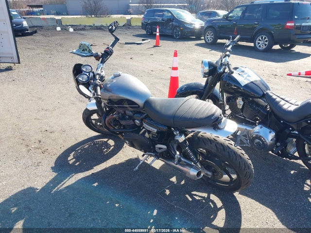SMTD54HF5LT984379 Triumph Motorcycle Speed Twin