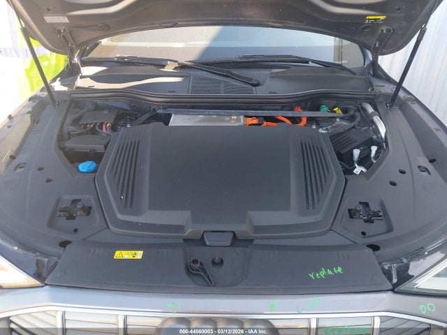 2019 AUDI E-TRON WA1VABGE8KB012625 Photo 9