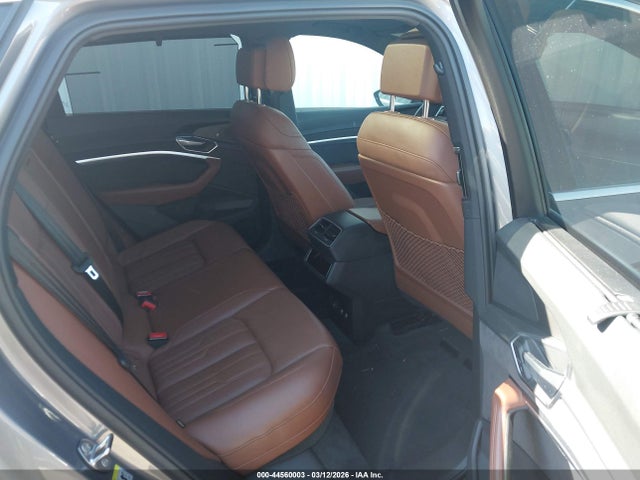2019 AUDI E-TRON WA1VABGE8KB012625 Photo 7