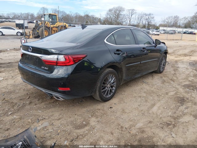 44560006 :رقم المزاد ، 58ABK1GG2JU106072 vin ، 2018 Lexus Es 350 مزاد بيع