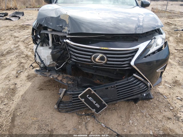 44560006 :رقم المزاد ، 58ABK1GG2JU106072 vin ، 2018 Lexus Es 350 مزاد بيع