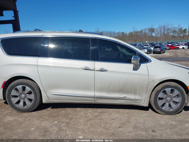 Aukcja sprzedaży 2019 Chrysler Pacifica Hybrid Limited, vin: 2C4RC1N79KR645457, numer aukcji: 44560065