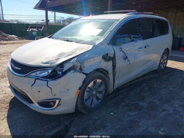 2019 CHRYSLER PACIFICA HYBRID 2C4RC1N79KR645457 Photo 1
