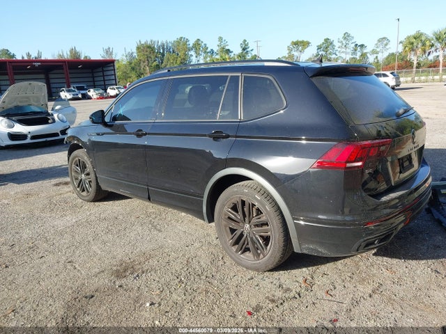 Продажа на аукционе авто 2022 Volkswagen Tiguan 2.0t Se R-line Black, vin: 3VVCB7AX4NM056721, номер лота: 44560079