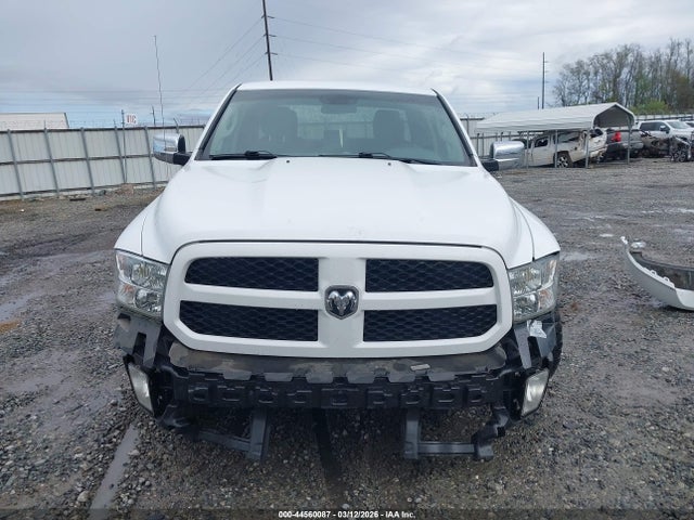 Продаж на аукціоні авто 2018 Ram 1500 Express  4x2 6'4 Box, vin: 1C6RR6FT6JS161399, номер лоту: 44560087